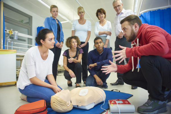 Initiation premiers secours (1) Initiation premiers secours (1)
